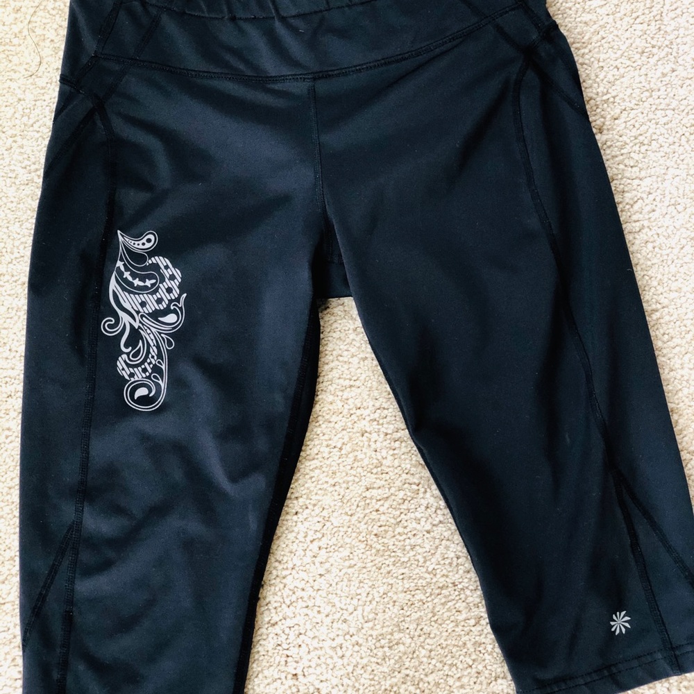 Athleta  Cropped Pants/leggings